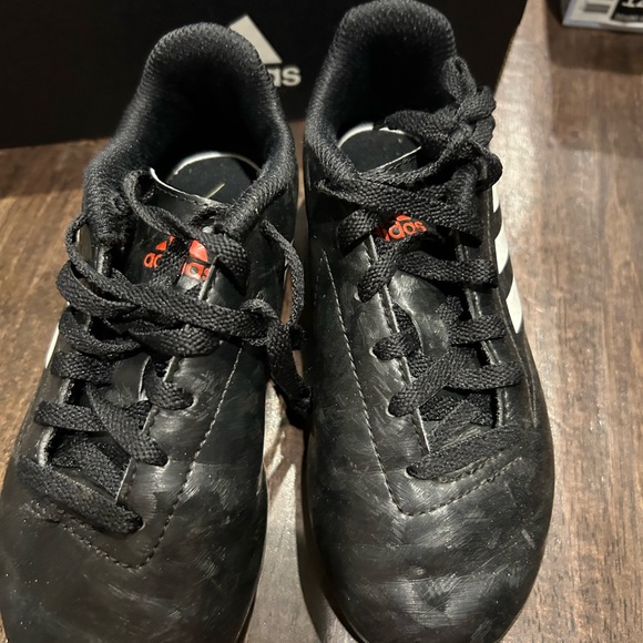 Soccer Cleats - Picture 2 of 3